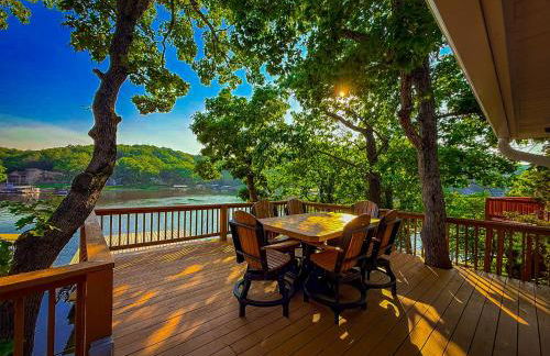 Lakefront 4BD2BADockGrillDecksFirepit-12PP - Photo 8