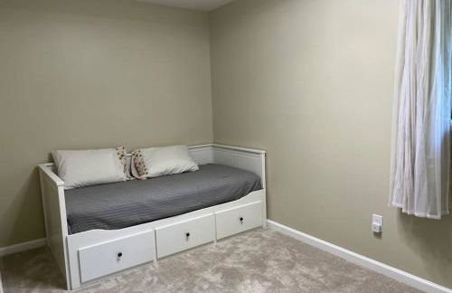 Quantico Graduation Home Visit DC 5 bedrooms 2 King Beds Stafford - Foto 28