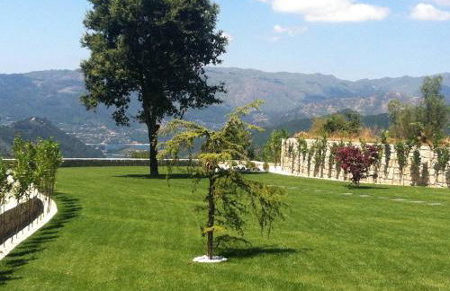 Elegant Villa Near Vieira do Minho with Pool - Foto 56