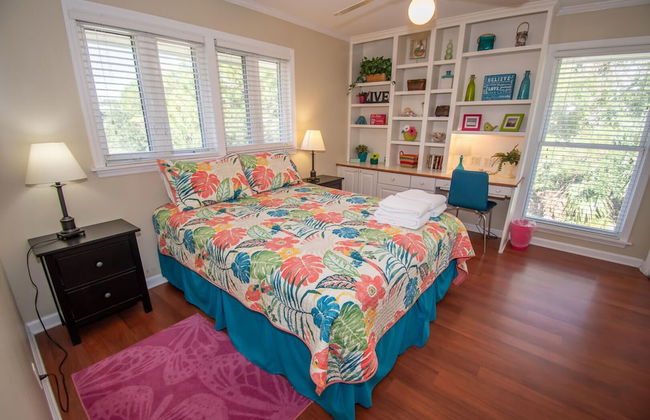 Spacious Ocean View Home w/ New Furniture, Huge Deck, & Wifi - Foto 9