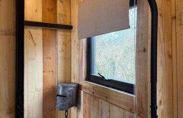 Willow Court Farm, The Copper Castle & Petting Farm, 8 min to Legoland & Windsor, 15 min to Lapland UK - Foto 17