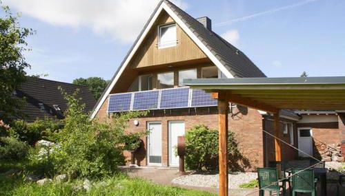 Spacious Holiday Home in Neukirchen - Foto 2