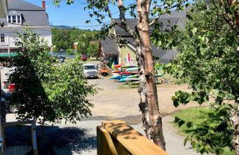 Upscale Moosehead lake Suite downtown Greenville - Foto 42