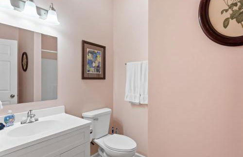 Picture Perfect Dual Home on the Lake - Foto 51