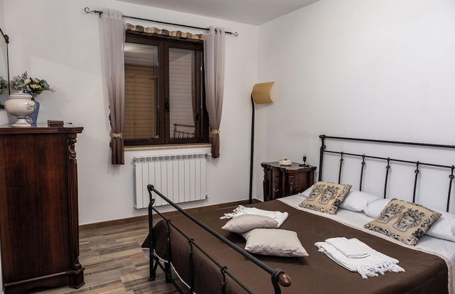 Un Posto Al Sole - Caltanissetta - Foto 2