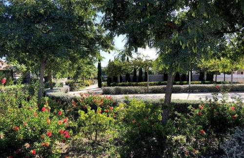 Global Properties, Adosado en primera linea de playa con vistas al mar - Foto 33