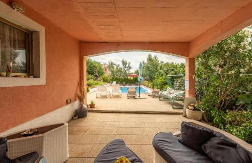 Lovely Apartment In Stara Vas With Wifi - Photo 16