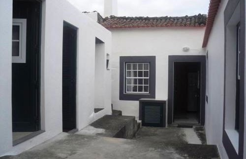 House with sea view in Santo Amaro, 212 sq m, terrace - Photo 27