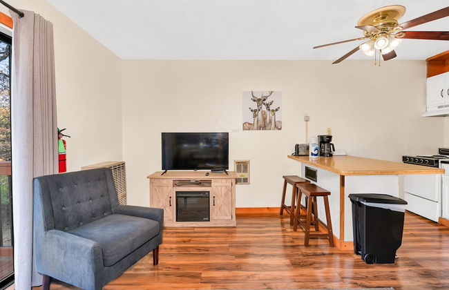 Cozy Corner Yosemite Studio Close to it All! - Foto 12