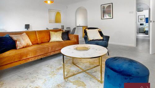 Wokingham - 2 Bedroom Maisonette - With Parking - Foto 5, Other