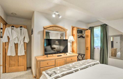 Bayfield Cabin with Wraparound Deck and Fire Pit - Foto 20