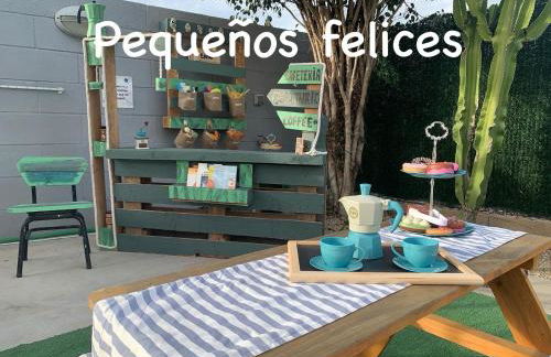 Casa Enric , con zona infantil, piscina y parking privado - Foto 1