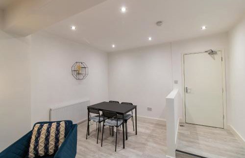 Comfortable 2BR Home 4 Beds Great for Small Groups - Foto 14