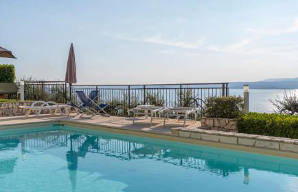 Garda Lake, free park, big swimming pool - Foto 9