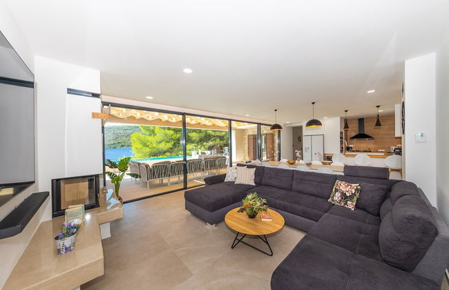 Beachfront Villa Brulupes - Foto 25