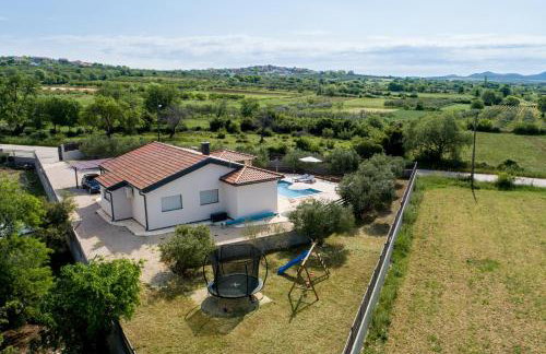 Wonderful Holiday House Bruno with pool - Photo 14