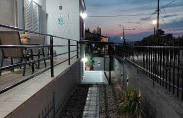 Gray House Salamina - Foto 32