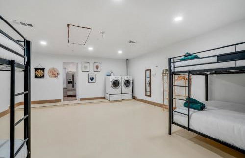 4BR 2B Home with Pool Hot Tub Fire Pit - Foto 43