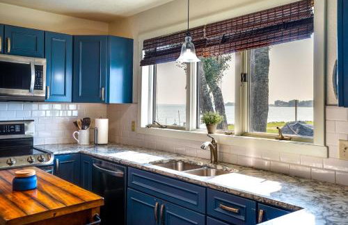 Waterfront Lake Poinsett Retreat with Fire Pit! - Foto 10