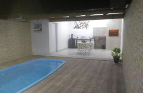 Casa com piscina próxima ao Mar - Foto 7