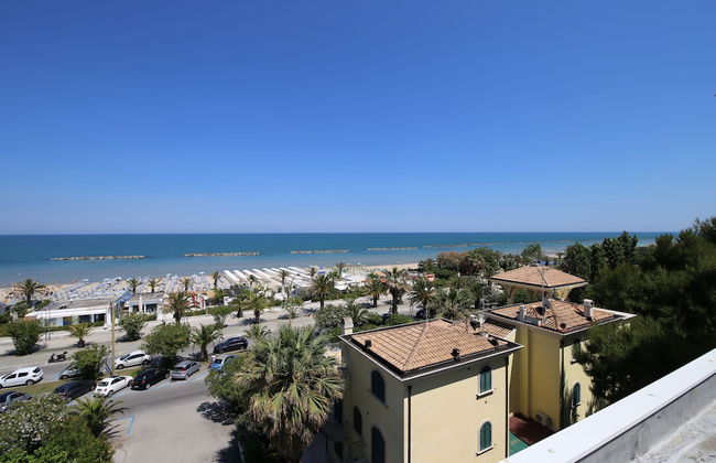 Apartment 30 Meters From the sea With 6 Beds With Full sea View - Foto 37
