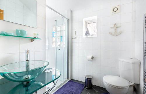 Number 12 Yorkshire Holiday House - Photo 10