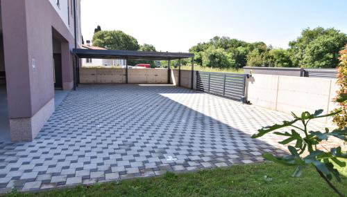 Luxury apartment Vela with swimming pool - Foto 4, Garden