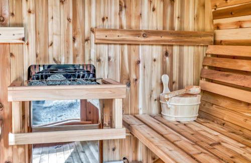 Massive Log Chalet with Hot Tub - Foto 26