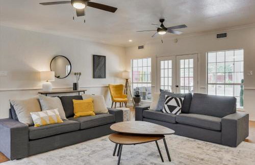 Luxurious 5 Bedroom Retreat with Pool - Foto 3