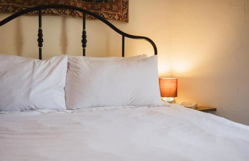 Charming Cotswolds Retreat in the Heart of Dursley - Foto 13