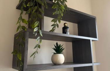 Large 3 Bed Home - Coop Live -Free parking - Foto 22