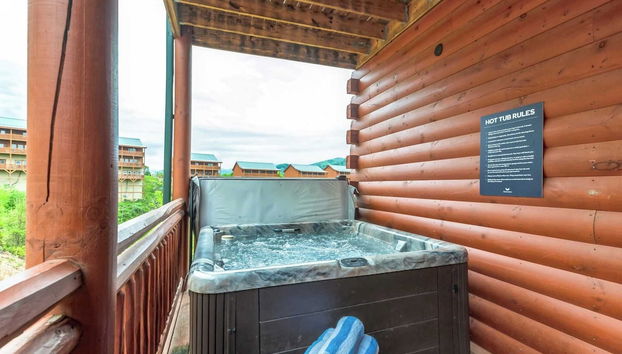 Laurel Point by Avantstay Sleeps 18! Indoor Pool, Hot Tub, Theater, Game Room - Foto 3, Interior