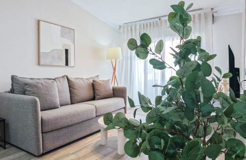 AZZ Sevilla Torre de la Plata Apartamentos - Photo 118