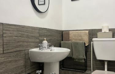 1 Bed Apartment Marple with Work Space - Foto 20