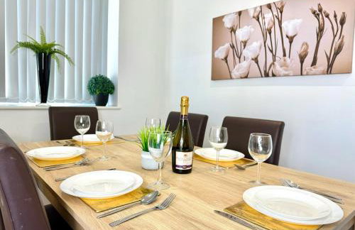 Evergreen Lodge - Two Bed Lux Flat - Parking, Garden, Patio, WIFI, Netflix - Close to Blenheim Palace & Oxford - F3 - Photo 12