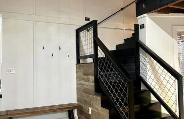 Tranquil Wooded Cabin Retreat with Private Hot Tub & Fire Pit Near Gentry, Arkansas - Foto 9