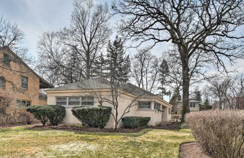 Home with Office and Yard 25 Mi to Downtown Chicago! - Foto 32