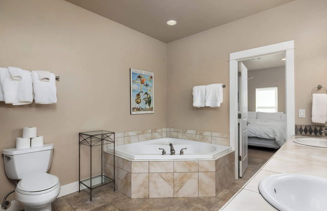 6BR 5 King Beds EV 10min Downtown - Foto 20