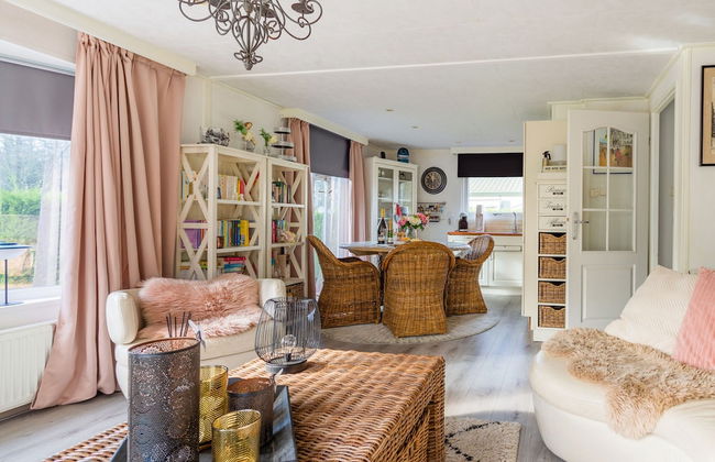 Chalet Near De Braakman Nature Reserve - Foto 17