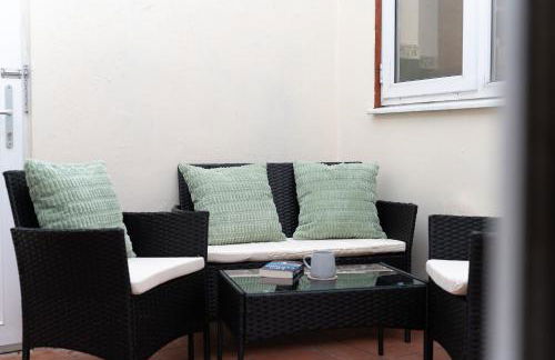 Open Mind Property - 2 Beds & Free Parking - Photo 15