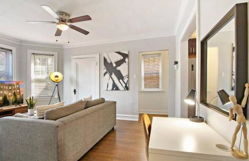 1BR Homey Apt in Irving Park - Troy 2 - Photo 10