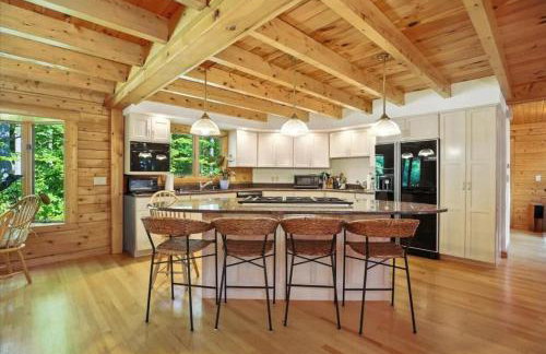 Lakefront Log Home on Huge Lake in Private Cove - Foto 43