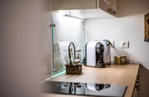 Les Charmes du Lac Gite Romantique avec jacuzzi privatif - Foto 8