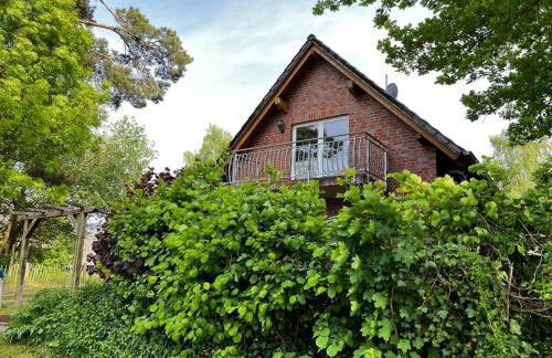 Maisonette Ferienwohnung, fußläufig zum Fleesensee mit eigenem Garten - Foto 1