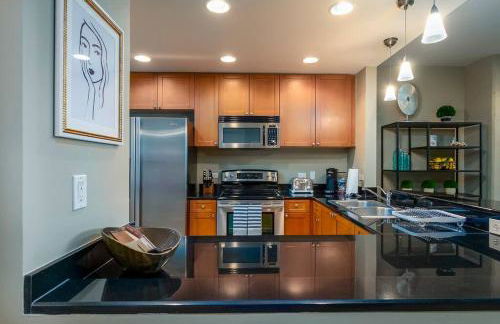 Stunning & Luxurious 2Bed 2Bath Open floor plan - Foto 11