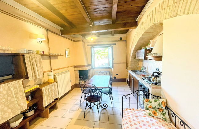 Spoleto Poolside - Sleeps 24 - Photo 74