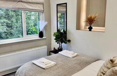 Superb Duplex in North London with reserved parking - Photo 53