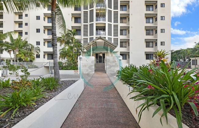 Zen Arkaba 3BR Luxury Waterfront Apt Pool BBQ - Foto 15