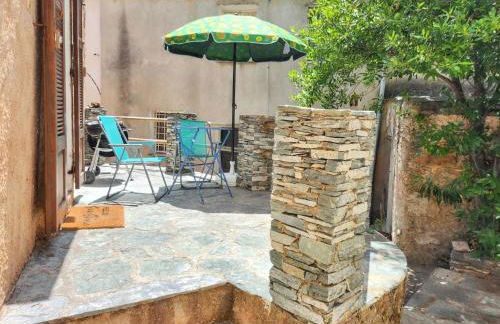 Maison confortable à Rogliano avec terrasse et jardin - Foto 4