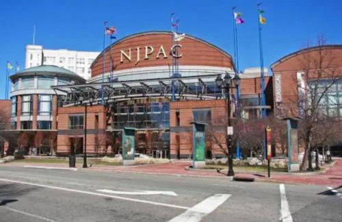 2 Days Stay Get 40 percent OFF for, Sleeps 6 & 2 Queen - Photo 12